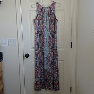 Maggy London sleeveless full length dress